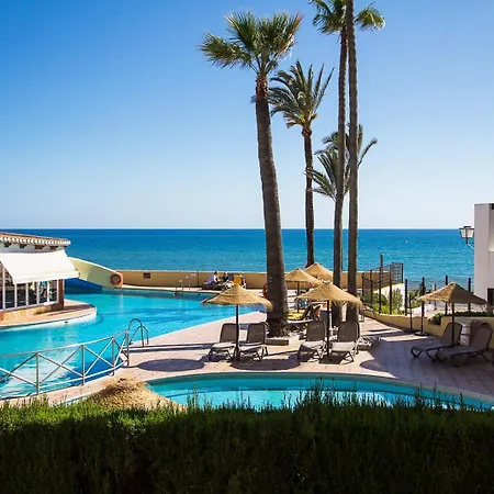 Stunning Sea Front Duplex Apartment *