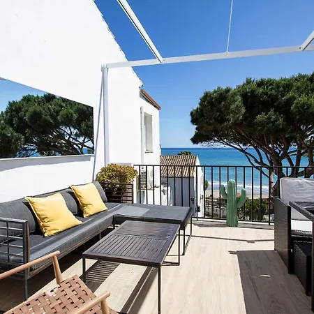 Apartment Stunning Sea Front Duplex