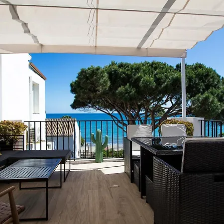 Apartment Stunning Sea Front Duplex *