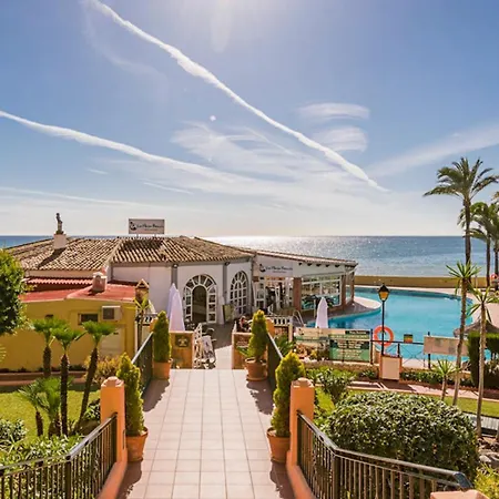 Stunning Sea Front Duplex *